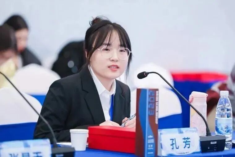 271教育|【校友说】孔芳：二中岁月 成长的起点